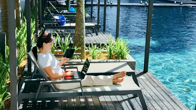 Become a digital nomad in 2026 with this 90-day plan - digitalnomadsmedia.com